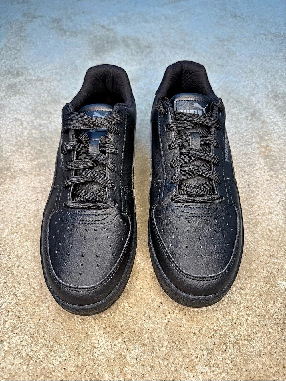 Puma Smash v2 Black Sneakers US 8